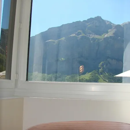 Restaurant Flaschen Albinen